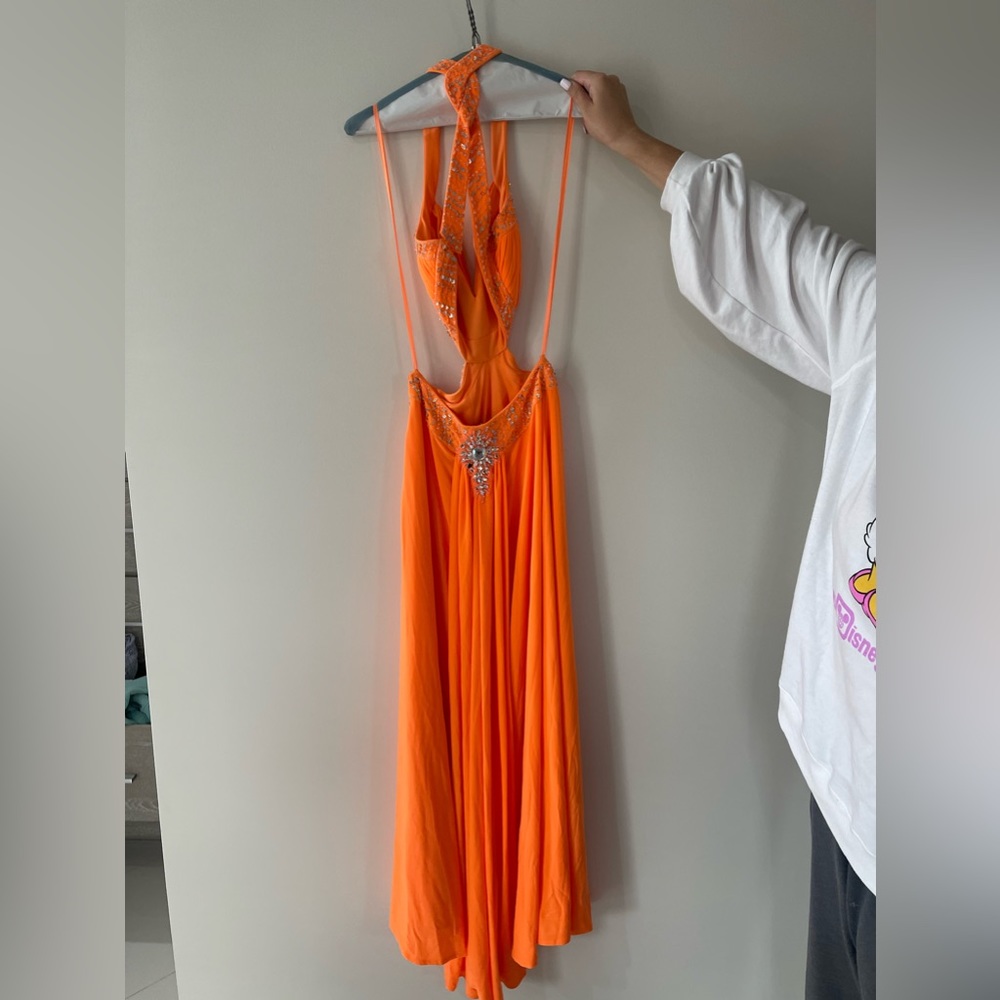Dress - Picture 4 of 4